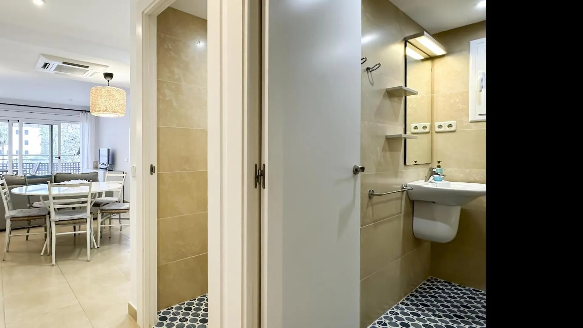 Cozy Apartment Near Beach Tossa 2 Tossa de Mar Hiszpania